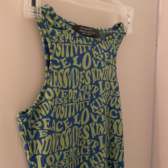 Dress - Picture 3 of 3